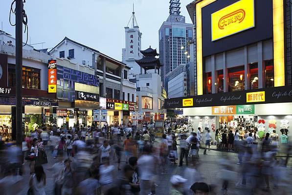 餐廳房租10年上漲5倍，成關(guān)店罪魁禍?zhǔn)?！如何與房東談判不漲租金？