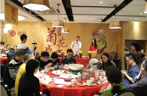譚廚首屆“菊花盛宴”圓滿結(jié)束，引來數(shù)萬粉絲圍觀直播！|餐飲界