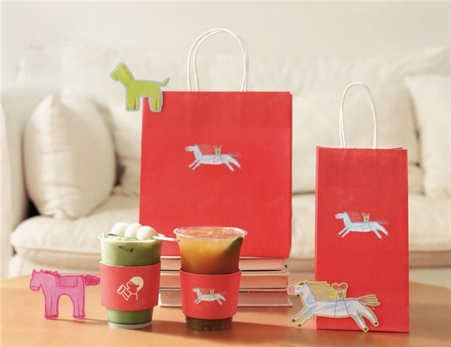 喜茶合作“小馬”馬思純，一起畫馬開啟馬年靈感